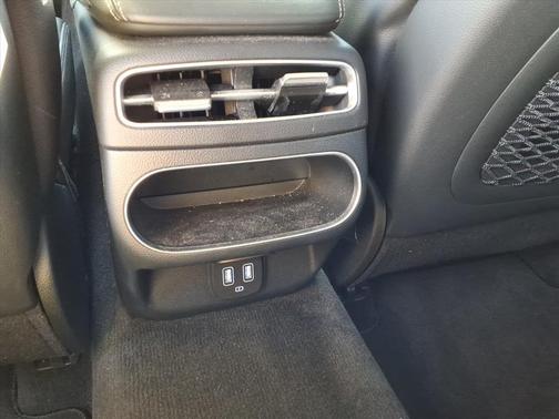 2025 Genesis GV70 2.5T AWD