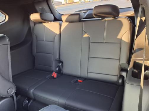 Black 2026 GMC Acadia FWD Elevation