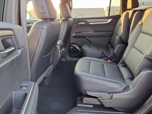 2026 GMC Acadia FWD Elevation