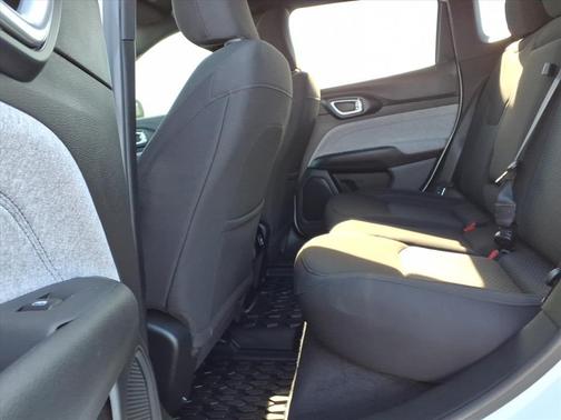 2023 Jeep Compass Sport