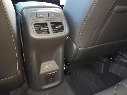 White 2026 Buick Envision Avenir AWD