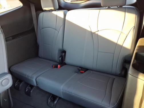 2023 Buick Enclave Essence FWD