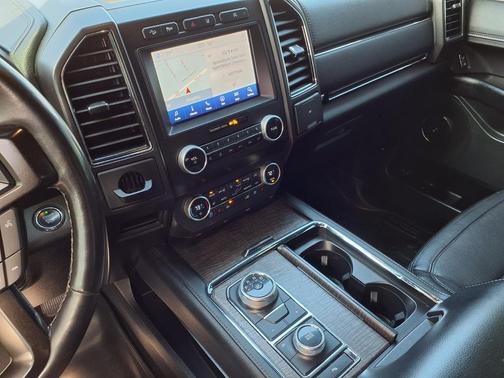 White 2020 Ford Expedition Limited