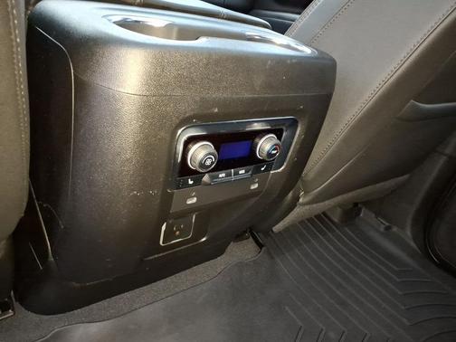 2024 Chevrolet Tahoe 4WD High Country