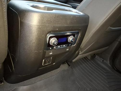 2024 Chevrolet Tahoe 4WD High Country