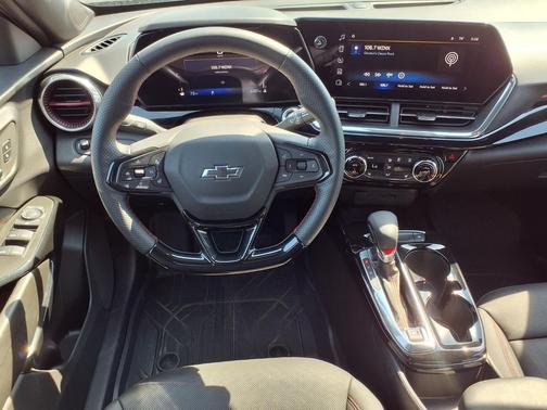 Black 2026 Chevrolet Trax FWD 2RS