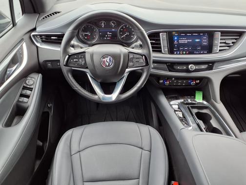 2024 Buick Enclave Essence FWD