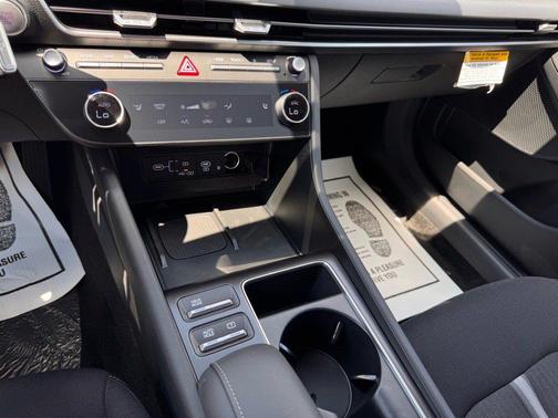 2025 Hyundai SONATA Hybrid SE