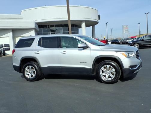 2019 GMC Acadia SLE-1