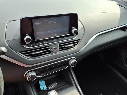 2022 Nissan Altima S FWD