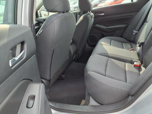 2022 Nissan Altima S FWD