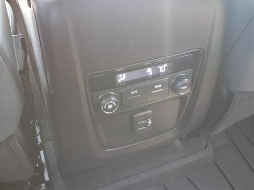 2023 Buick Enclave Essence FWD