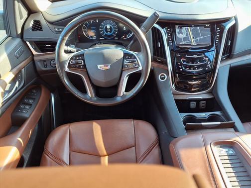 2020 Cadillac Escalade ESV Luxury