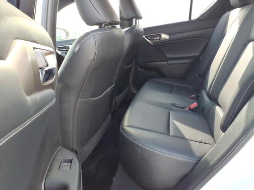 2014 Lexus CT 200h Base