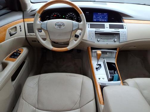 2006 Toyota Avalon 
