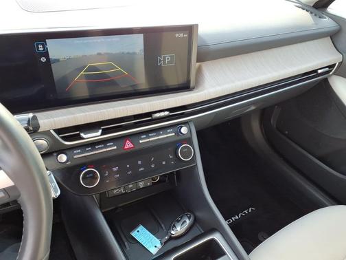 2024 Hyundai SONATA Hybrid SE