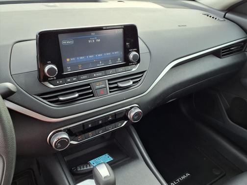 2022 Nissan Altima S FWD