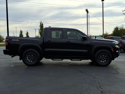 2023 Nissan Frontier PRO-X