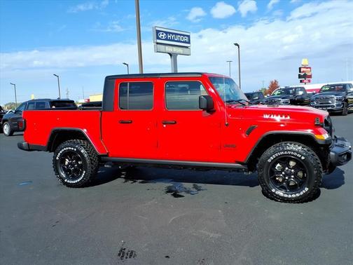 2023 Jeep Gladiator Sport