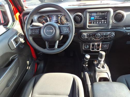 2023 Jeep Gladiator Sport