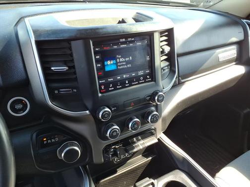 2019 RAM 2500 Big Horn Crew Cab 4x2 6'4' Box