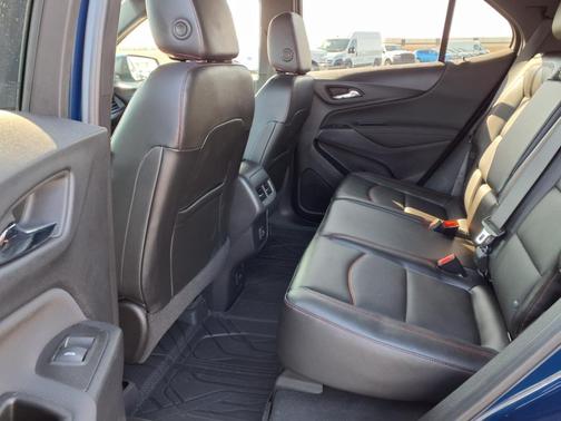 2022 Chevrolet Equinox FWD RS