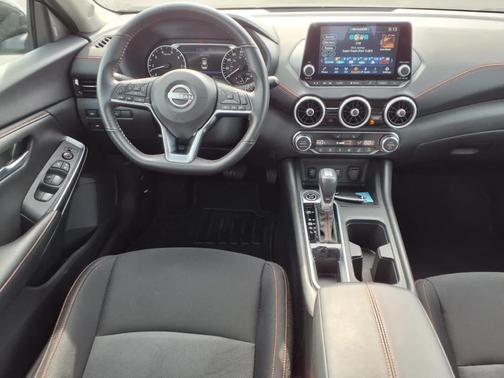 Black 2024 Nissan Sentra SR