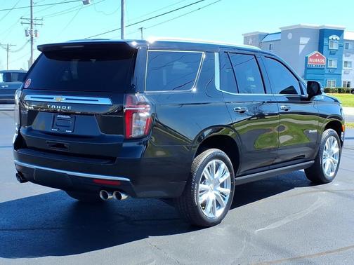 2024 Chevrolet Tahoe 4WD High Country