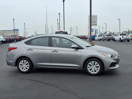 2021 Hyundai Accent SE