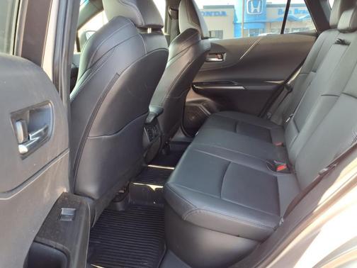 2022 Toyota Venza XLE