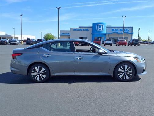 2021 Nissan Altima 2.5 SL