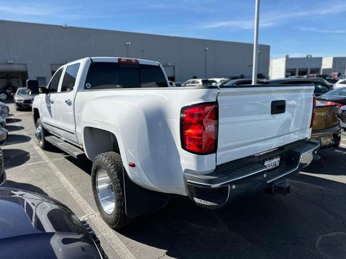 Summit White 2019 Chevrolet Silverado 3500 LTZ