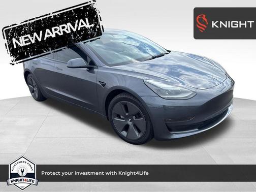 Midnight Silver Metallic 2023 Tesla Model 3 Base