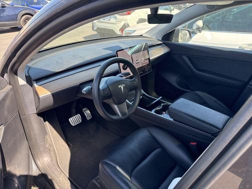 2020 Tesla Model Y Performance