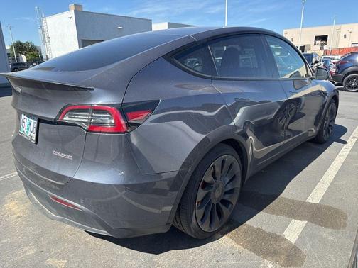 2020 Tesla Model Y Performance