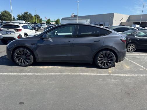 2020 Tesla Model Y Performance