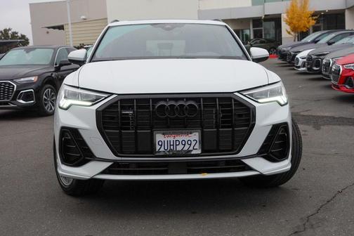 2025 Audi Q3 45 S line Premium