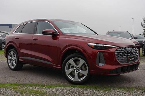 2025 Audi Q5 2.0T quattro Premium