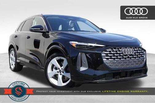 Mythos Black Metallic 2025 Audi Q5 2.0T quattro Premium