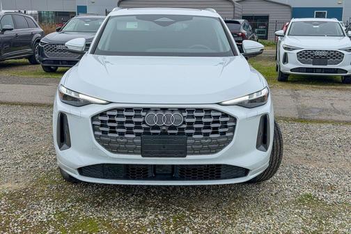 2025 Audi Q5 2.0T quattro Premium