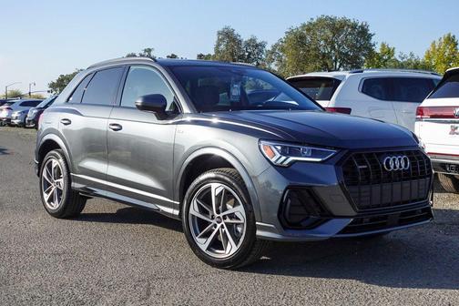2025 Audi Q3 45 S line Premium