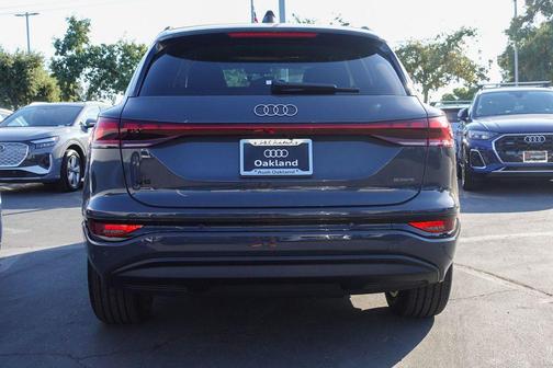 2025 Audi Q6 e-tron Premium