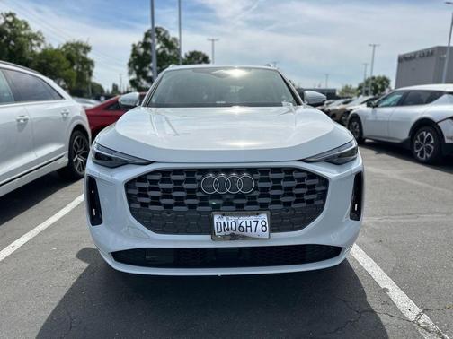 2025 Audi Q5 2.0T quattro Premium