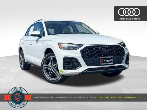 Glacier White Metallic 2023 Audi Q5 e 55 S line quattro Premium