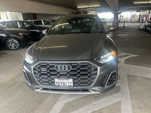 Daytona Gray Pearl Effect 2022 Audi SQ5 3.0T Premium Plus