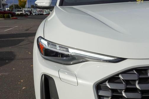 2025 Audi Q5 2.0T quattro Premium