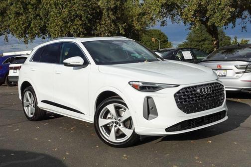 2025 Audi Q5 2.0T quattro Premium