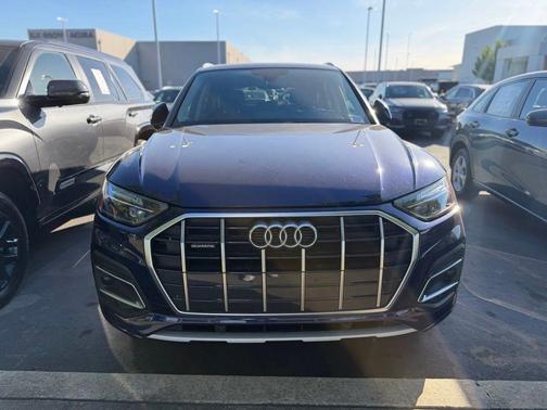 Navarra Blue Metallic 2021 Audi Q5 45 Premium
