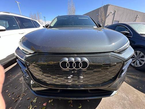 2025 Audi Q6 e-tron Premium