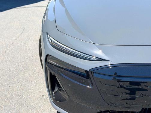 Magnet Gray 2027 Audi A6 e-tron SPORTBACK